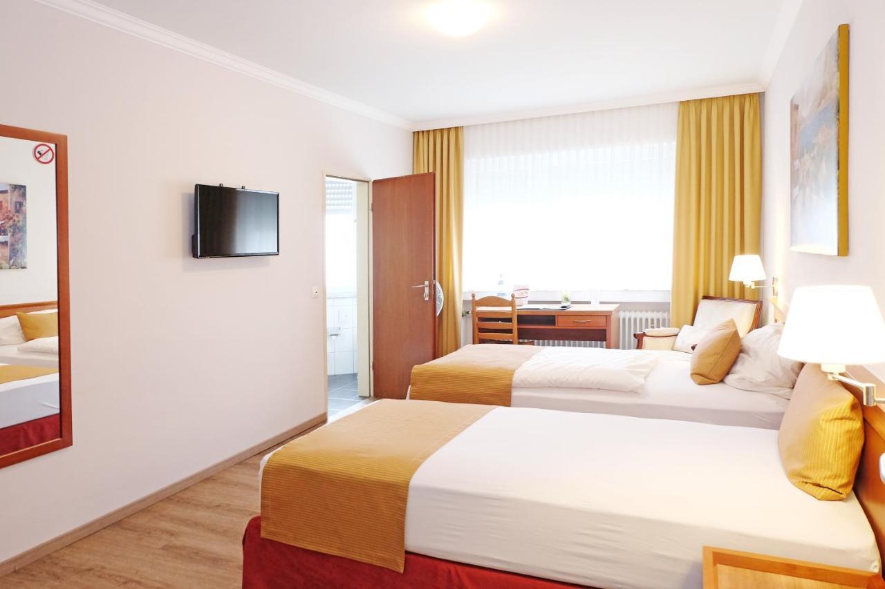 Hotel Mennicken Würselen Esterno foto