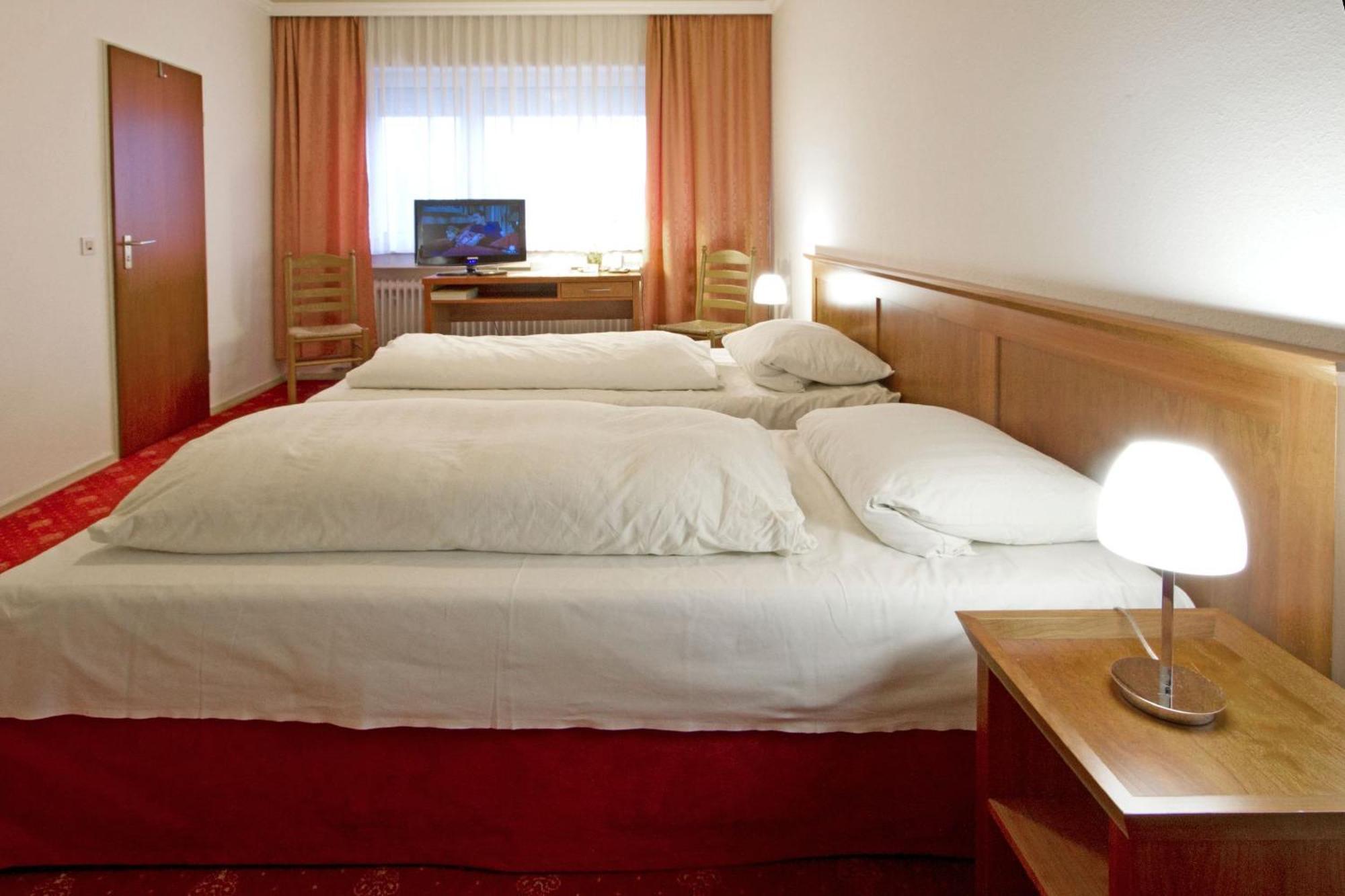 Hotel Mennicken Würselen Esterno foto