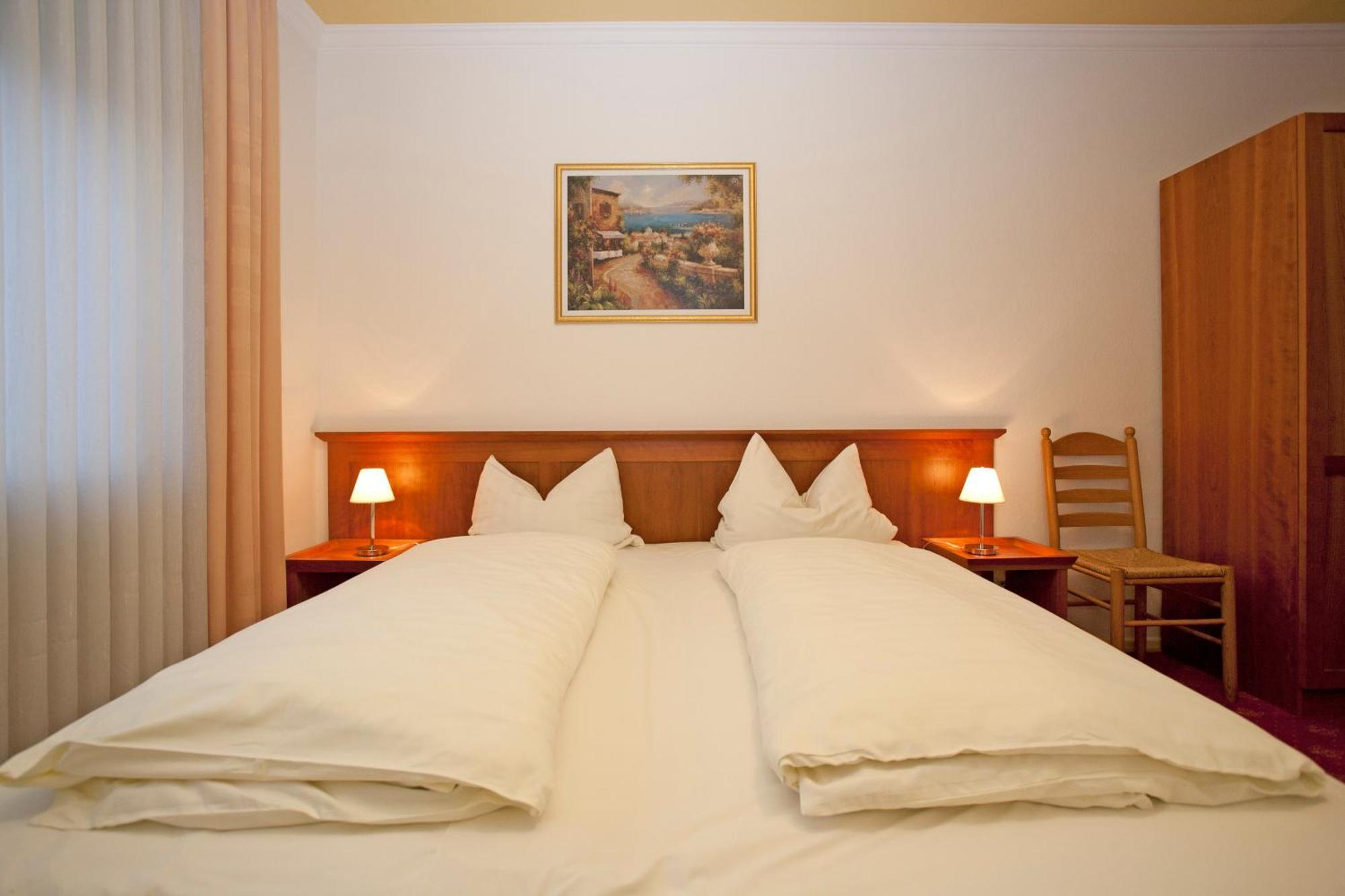 Hotel Mennicken Würselen Esterno foto